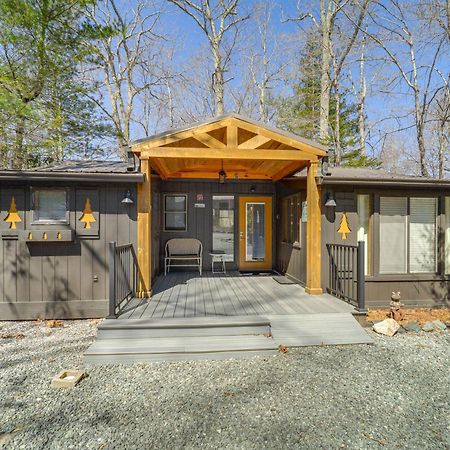 Rustic Newland Cabin With Deck By Lake And Trails! Exterior photo
